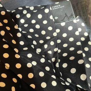 NWT Polka Dot B&W Crop Leggings